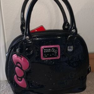 Loungefly hello kitty purse.